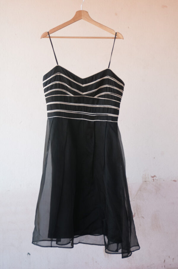 Vestido de seda negro - Imagen 2