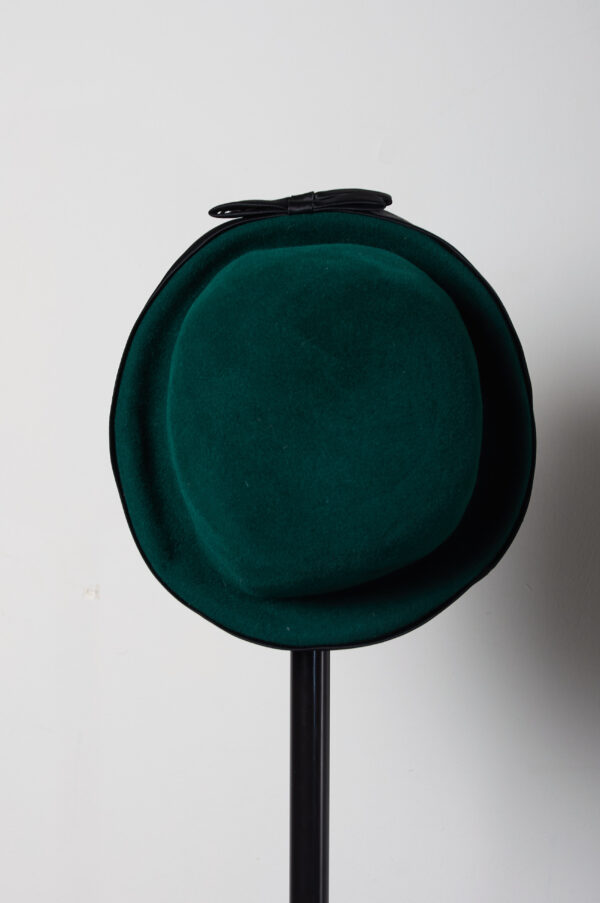 Sombrero verde con cinto negro (56 cm) - Imagen 4