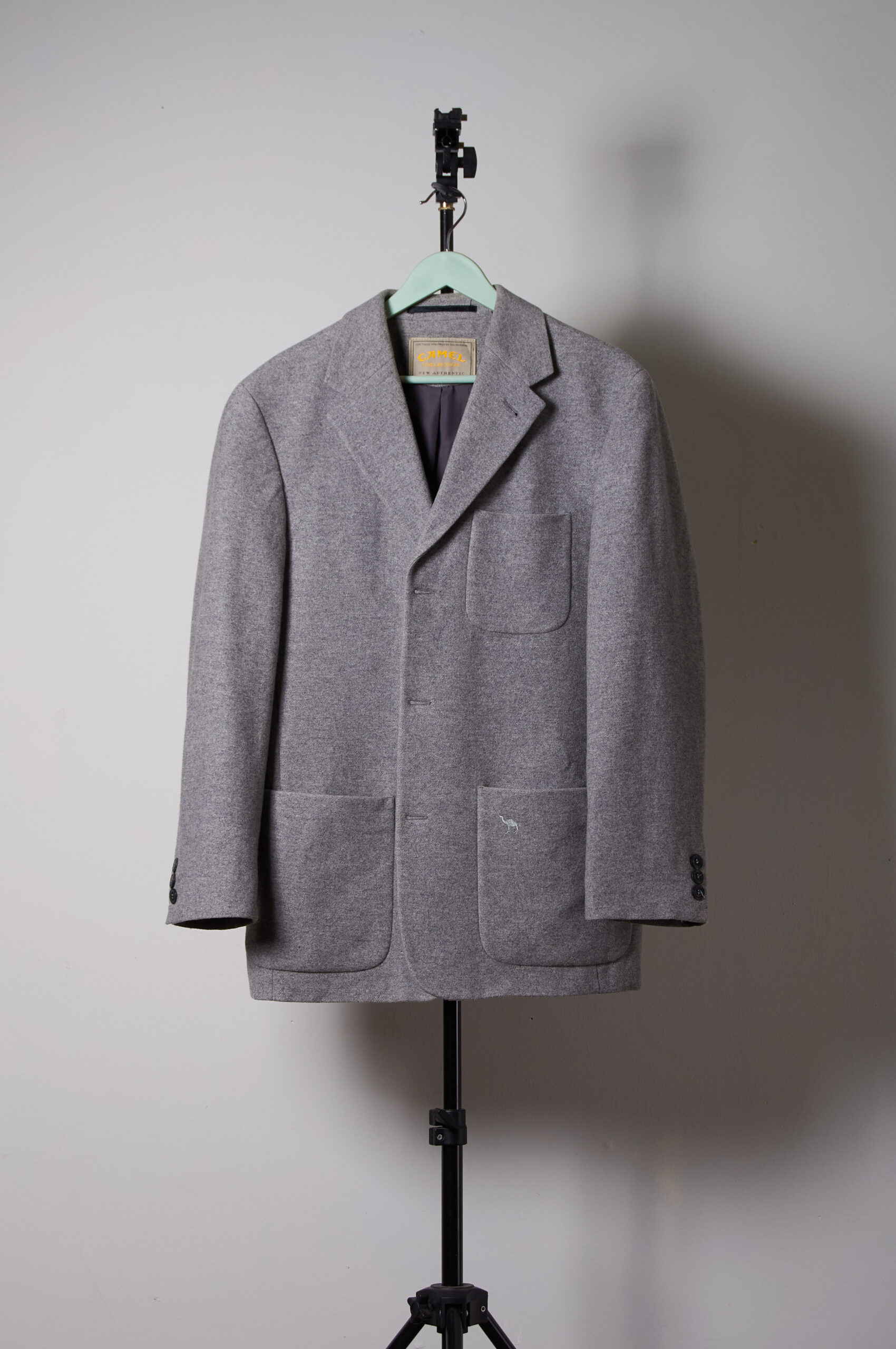 Blazer marca CAMEL original talla M/L hombre