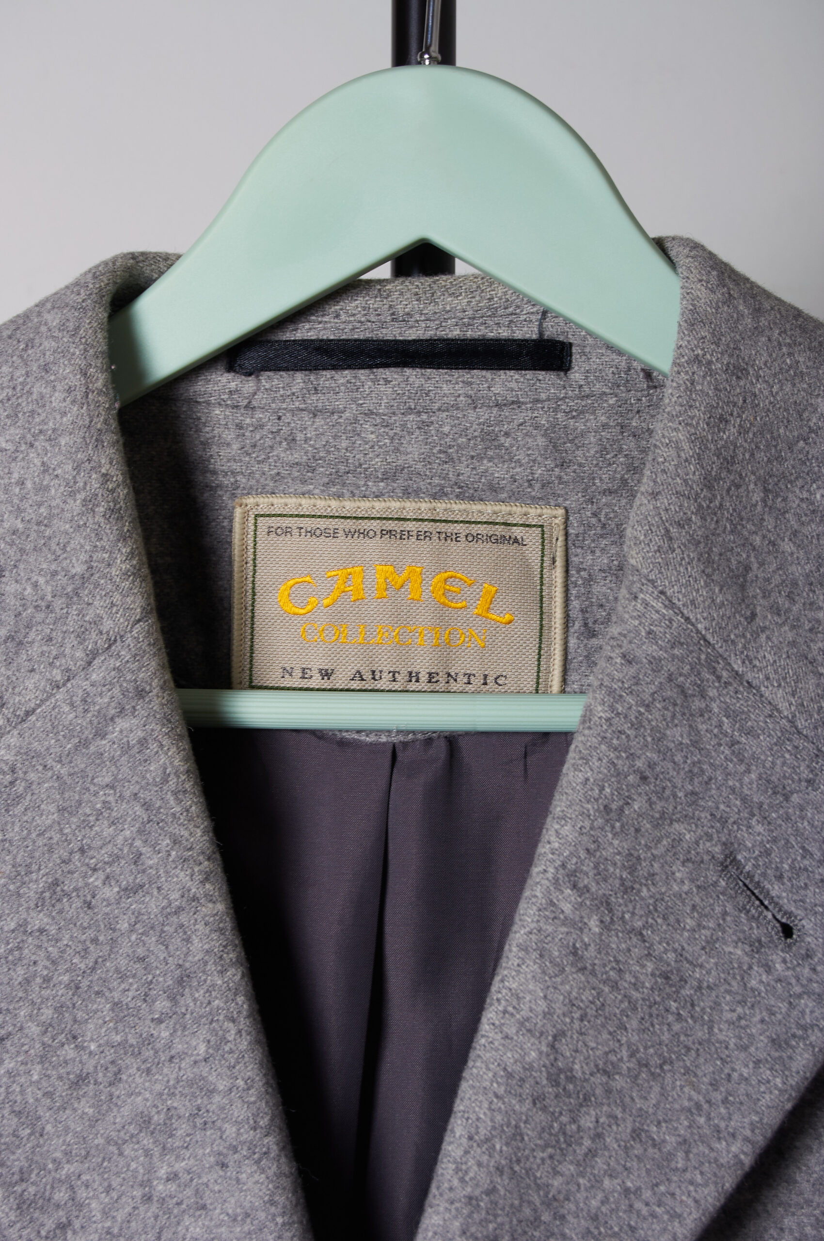 Blazer marca CAMEL original talla M/L hombre - Imagen 2
