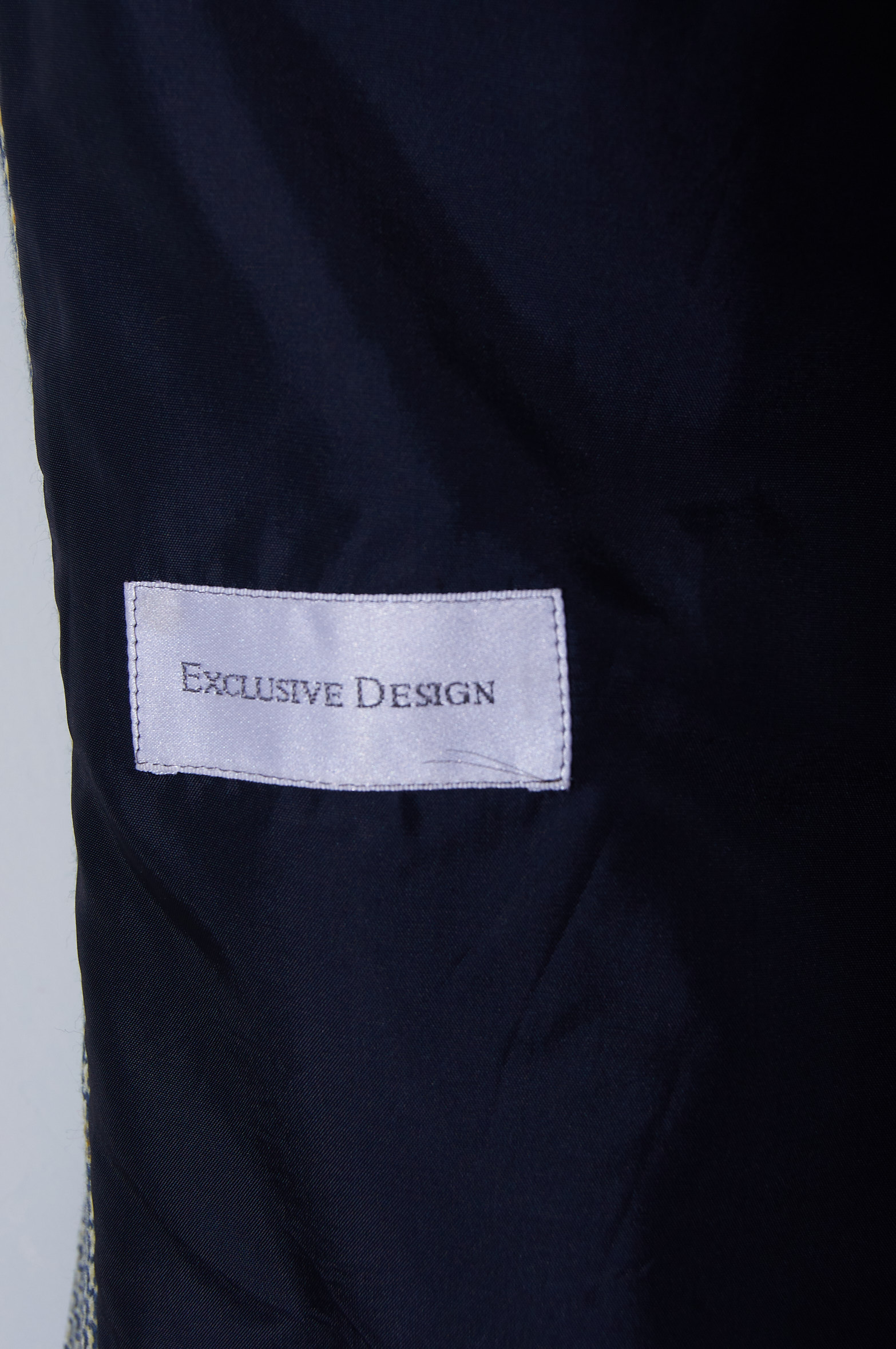 Vestón 100% lana Hubertus Talla M/L hombre - Imagen 10