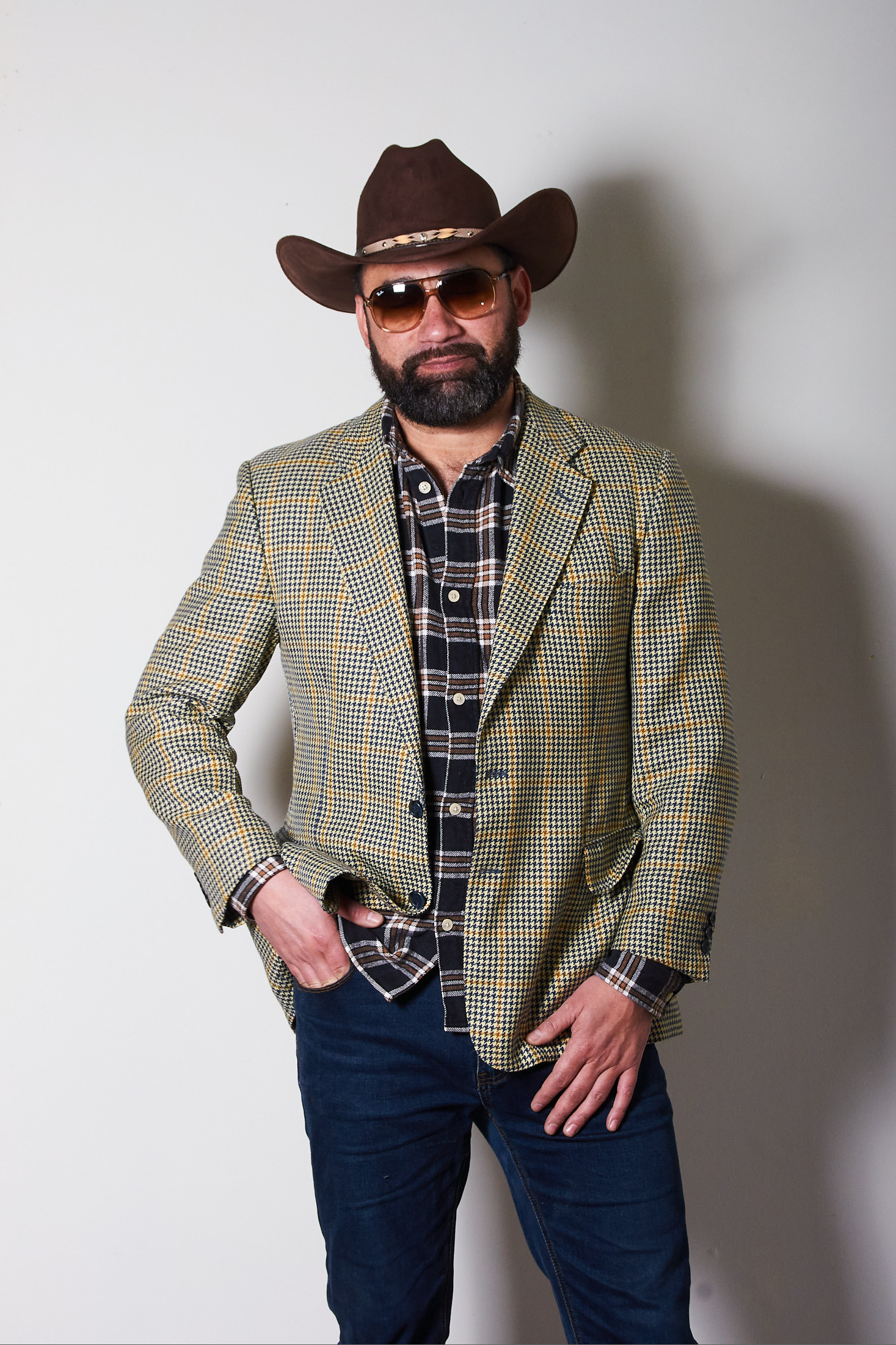 Vestón 100% lana Hubertus Talla M/L hombre - Imagen 2