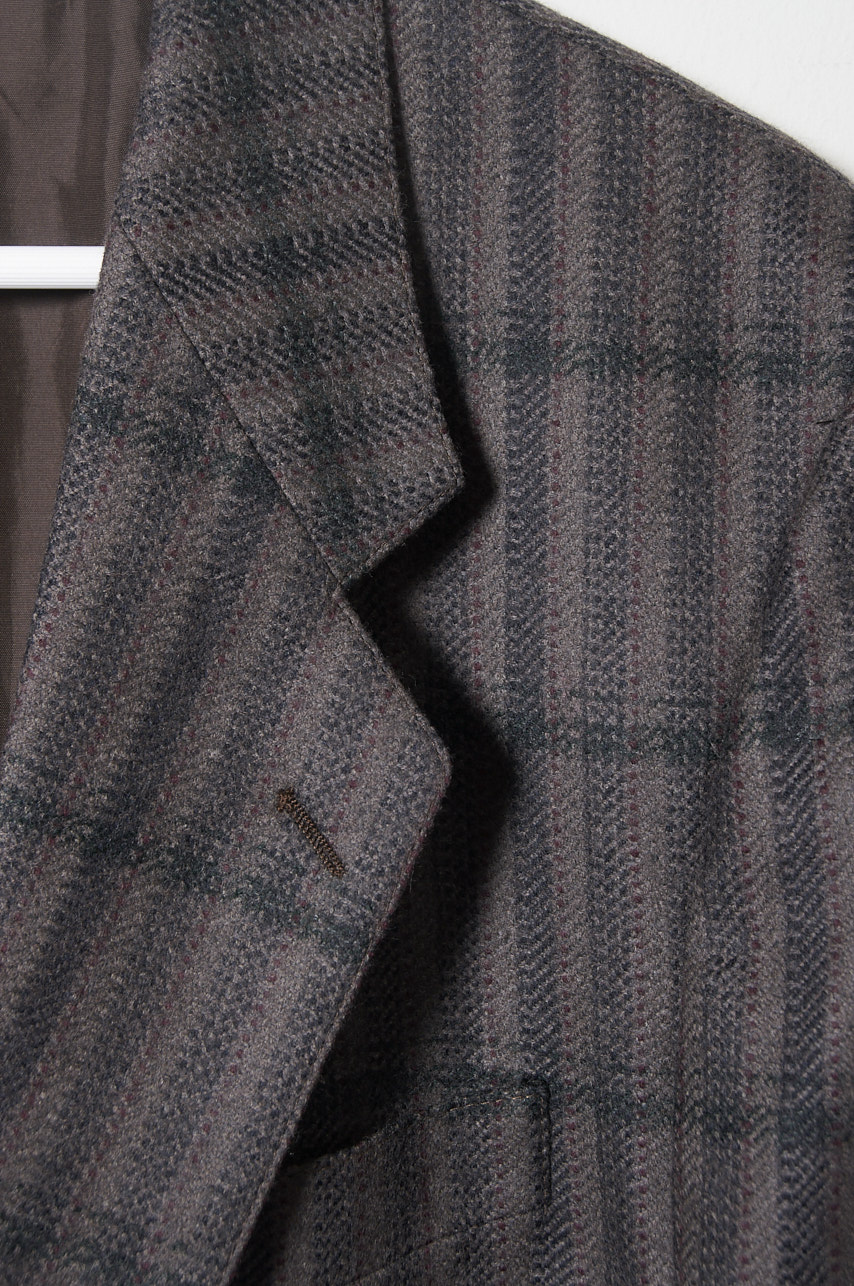 Blazer o veston DEKAWE de lana talla L - Imagen 2