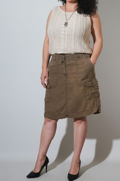 Falda color verde militar talla 42