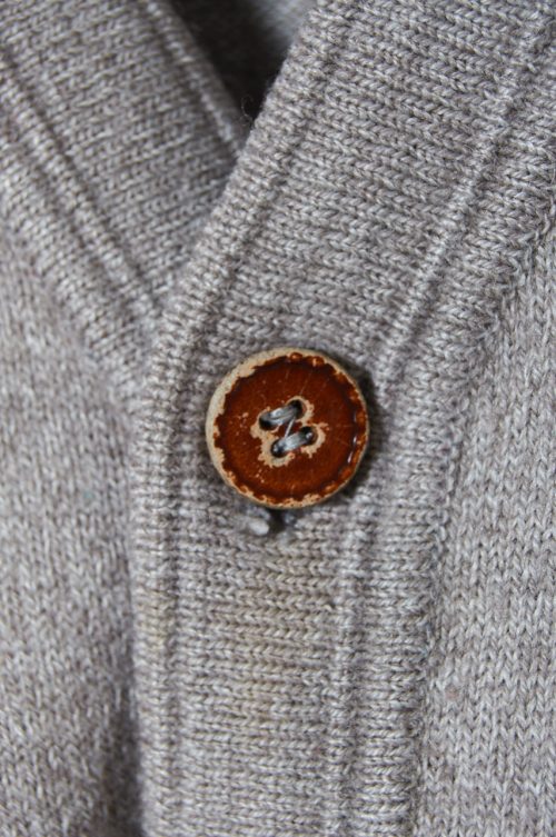 Cárdigan con botones de cuero Talla M/L hombre