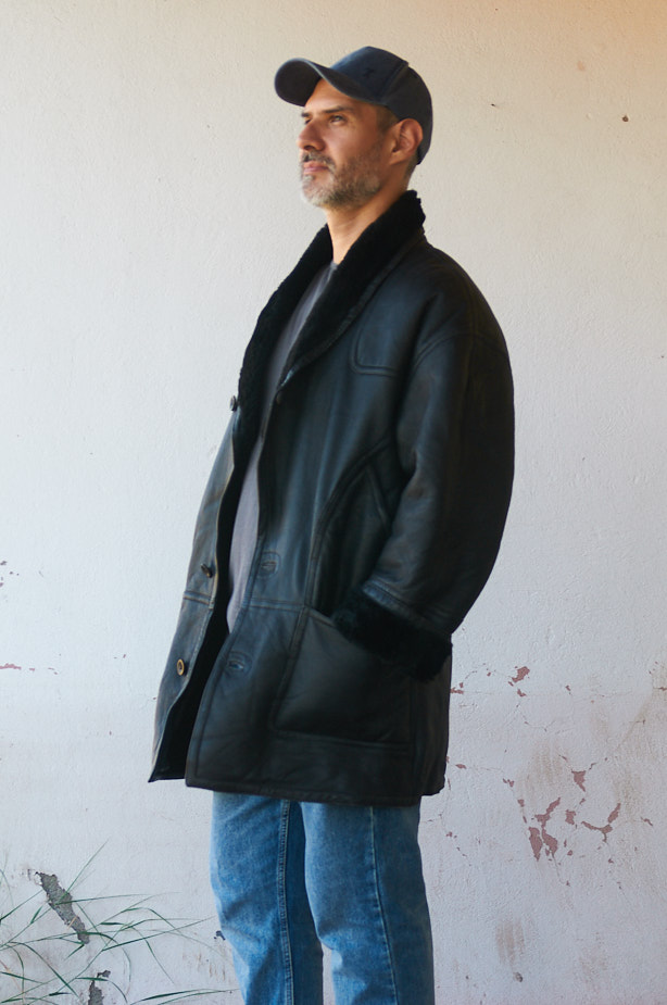 Gamulán Negro Coat Talla L/XL
