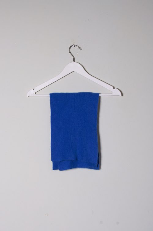 Bufanda de lana y angora azul