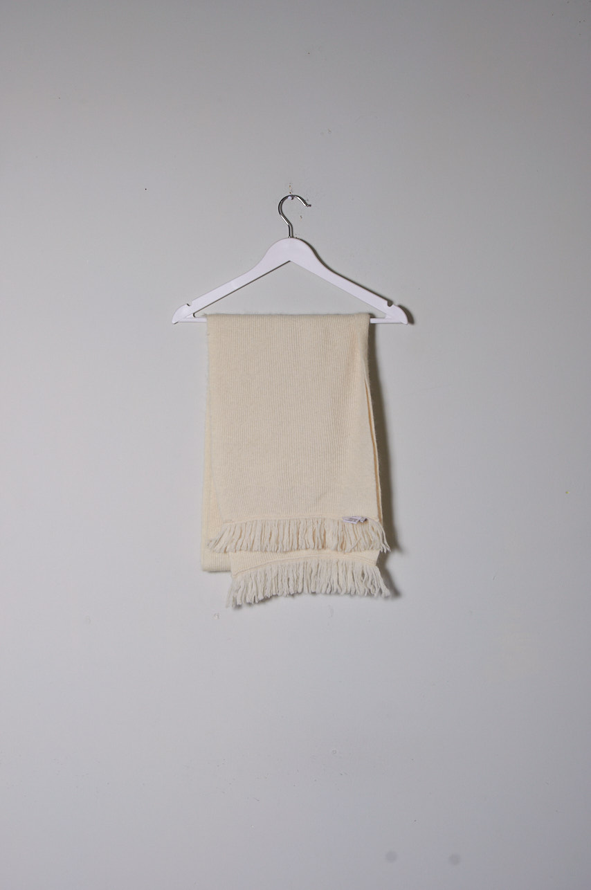 Bufanda de lana y angora de 2 metros por 30 cm color marfil