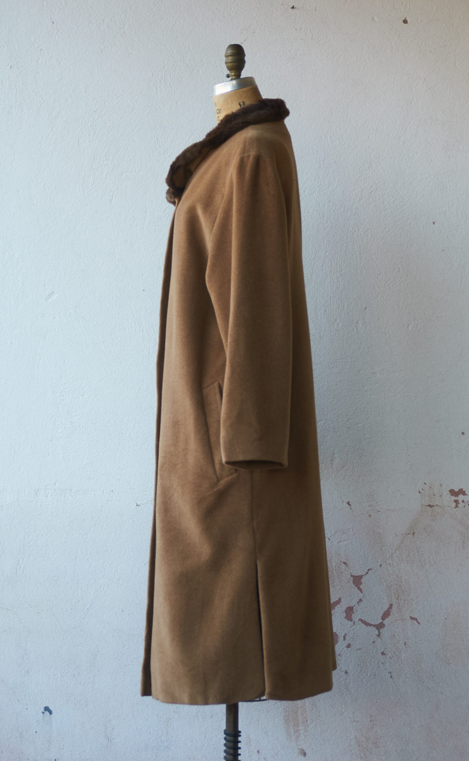 Abrigo de lana, angora y cuello de piel genuina Talla M/L mujer - Imagen 4