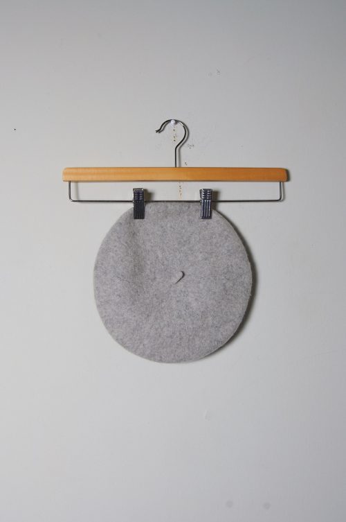 Boina vintage de lana afieltrada