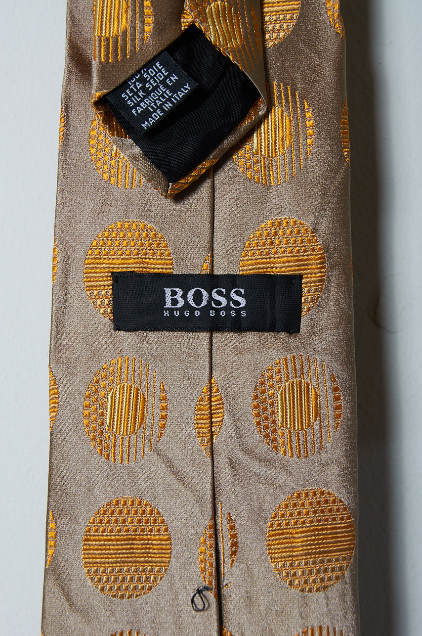 Corbata Hugo Boss de seda hecha en ITALIA - Imagen 3