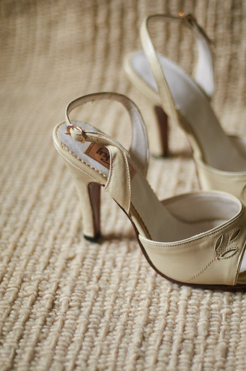 Zapatos de taco de cuero talla 35 o 22.5 cm de pie - Imagen 5